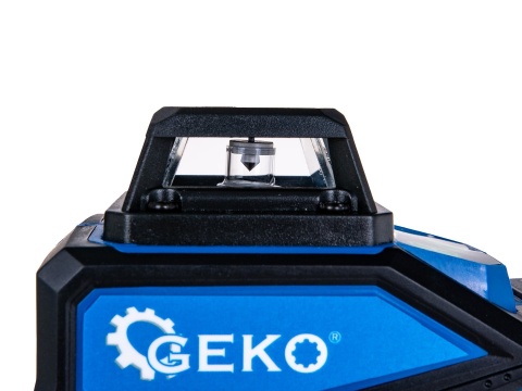 Laser krzyżowy 360° 4D + 2xAKU + walizka + akcesoria (4)