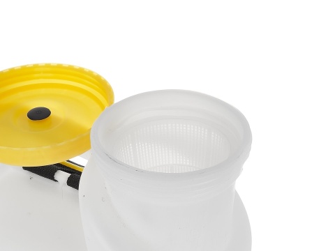 Opryskiwacz akumulatorowy 16L z dodatk. wyposażeniem (1)