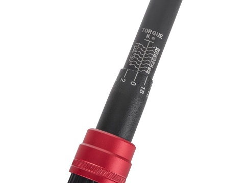 Klucz dynamometryczny 1/2" 50-330Nm TVARDY (6)