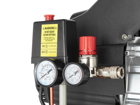 Kompresor olejowy pionowy 50L (1)