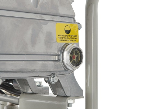 Kompresor olejowy pionowy 50L (1)