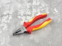 Szczypce izolowane uniwersalne 160mm VDE (60)
