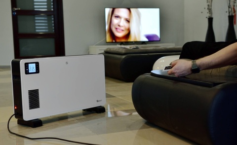 Grzejnik konwektorowy LCD z pilotem sterowania (1)