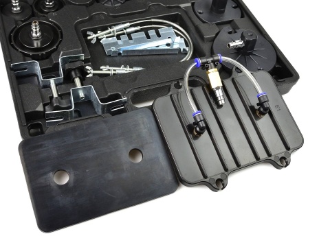 Przyrząd do wymiany płynu hamulcowego (1)