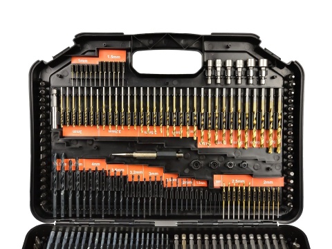 Zestaw wierteł nasadek bitów otwornic HSS 246el.(5)