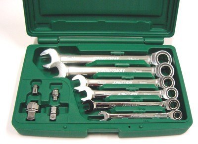 JONNESWAY KLUCZE PŁASKO-OCZKOWE Z GRZECHOTKĄ KOMPLET 6 elem. 8-19mm WALIZKA W45110S JONNESWAY