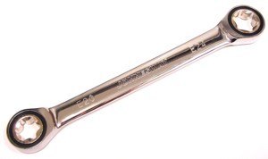 JONNESWAY KLUCZ OCZKOWY TORX E14 x E18 Z GRZECHOTKĄ 72-ZĘBÓW JONNESWAY