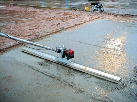 BELLE LISTWA WIBRACYJNA EASY SCREED 2m 230V ALTRAD
