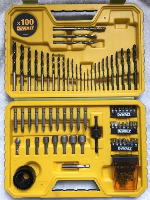 ZESTAW WIERTEŁ I BITÓW 100cz. DEWALT