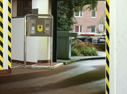 TESA TAŚMA SIGNAL ŻÓŁTO-CZARNA 66m 50mm TESA