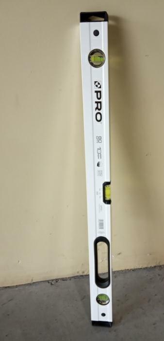 PRO POZIOMNICA BIAŁA S800 LIB.2% 100cm PRO
